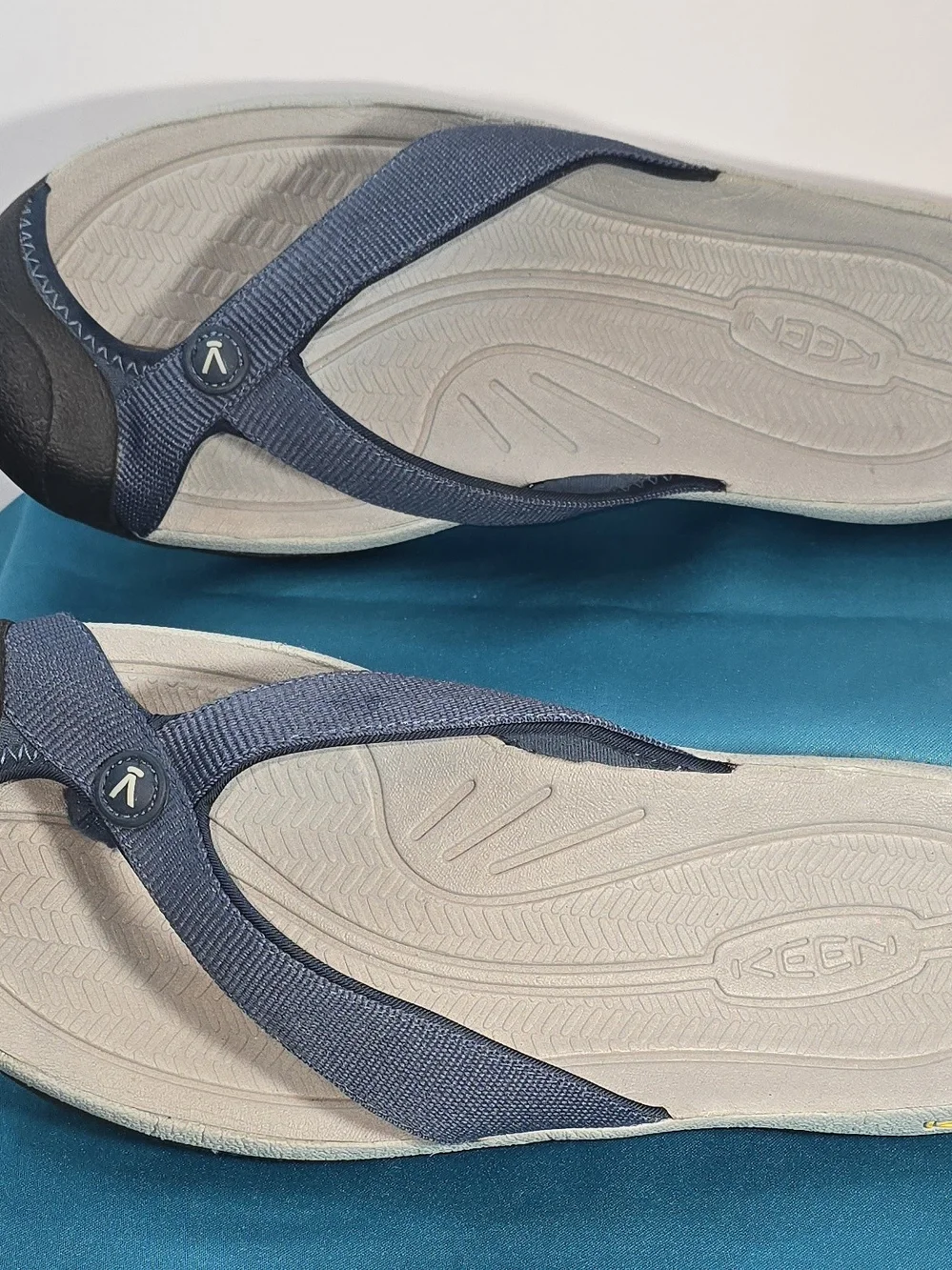 KEEN Men's Navy and Gray Comfort Flip-Flop